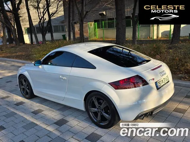 AUDI TT Coupé 2.0 TFSI 2008 — photo 2 sur 25