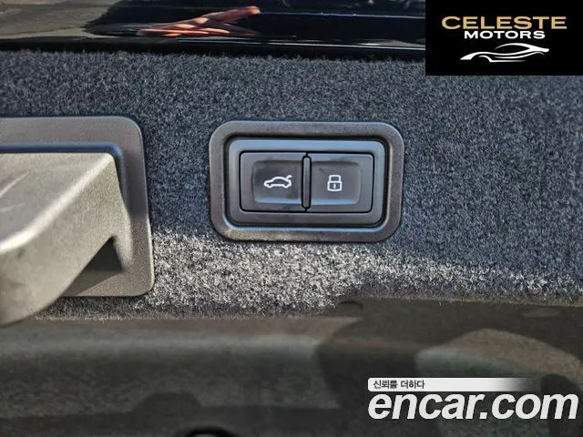 AUDI A8 (D5) 55 TFSI Quattro LWB 2021 — photo 15 sur 21