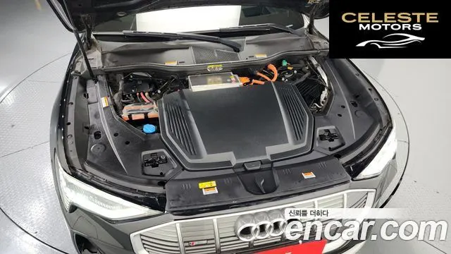 AUDI e-55 Quattro Sportback 2022 — photo 6 sur 20