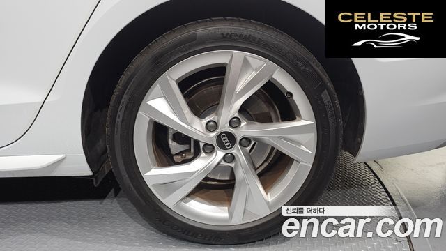 AUDI A4 (B9) 40 TFSI Premium 2022 — photo 5 sur 20