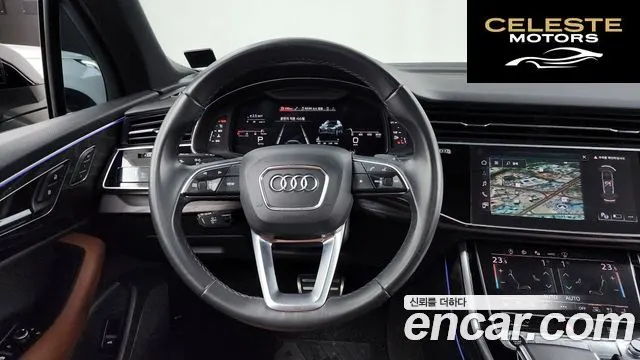 AUDI Q7 (4M) 45 TDI Quattro Premium 2021 — photo 13 sur 26
