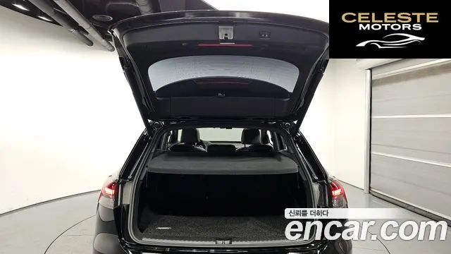 AUDI Q4 e-(F4) 40 Premium 2023 — photo 20 sur 20