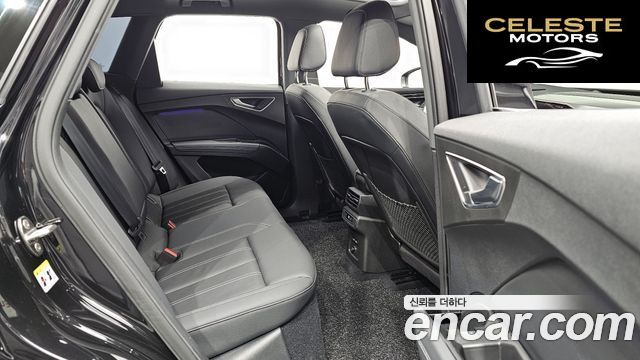 AUDI Q4 e-(F4) 40 Premium 2023 — photo 11 sur 20