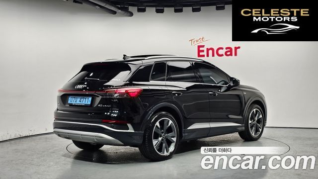 AUDI Q4 e-(F4) 40 Premium 2023 — photo 2 sur 20