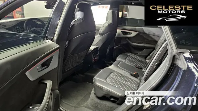 AUDI Q8 (4M) 55 TFSI Quattro Premium 2021 — photo 11 sur 20