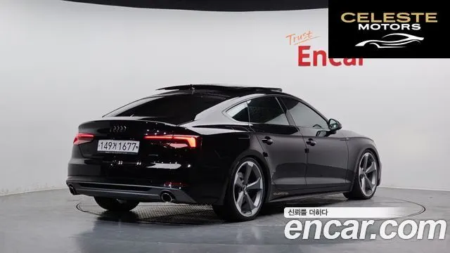 AUDI A5 (F5) 45 TFSI Quattro Premium Sportback 2019 — photo 2 sur 26