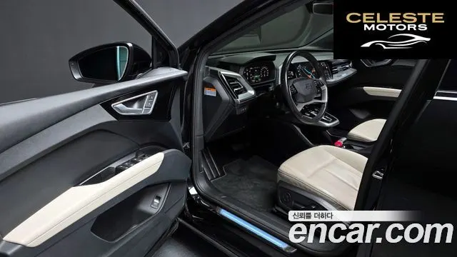 AUDI Q4 e-(F4) 40 Premium 2022 — photo 10 sur 20