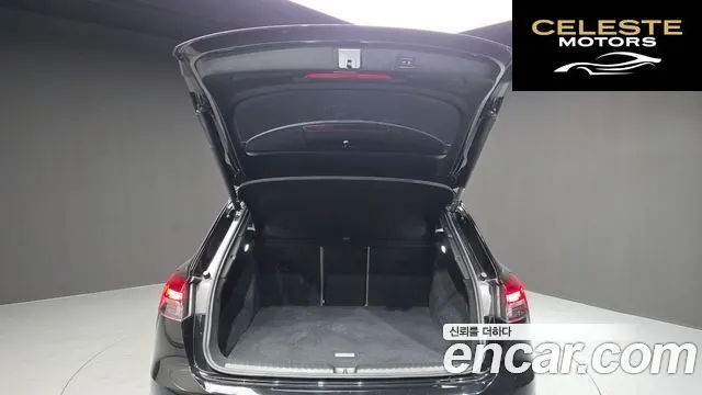 AUDI Q4 e-(F4) 40 Premium 2022 — photo 20 sur 20