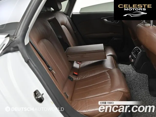 AUDI A7 40 TFSI Quattro Premium 2016 — photo 12 sur 26