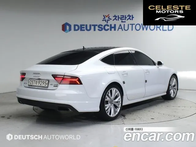 AUDI A7 40 TFSI Quattro Premium 2016 — photo 2 sur 26