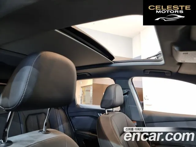 AUDI Q4 e-(F4) 40 Premium 2023 — photo 11 sur 25