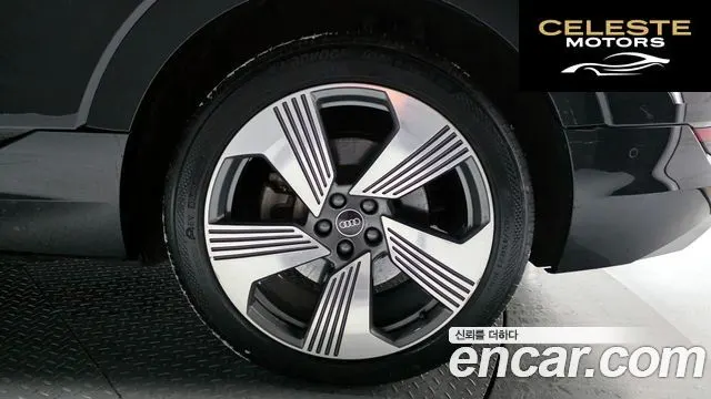 AUDI e-55 Quattro Sportback 2022 — photo 5 sur 20