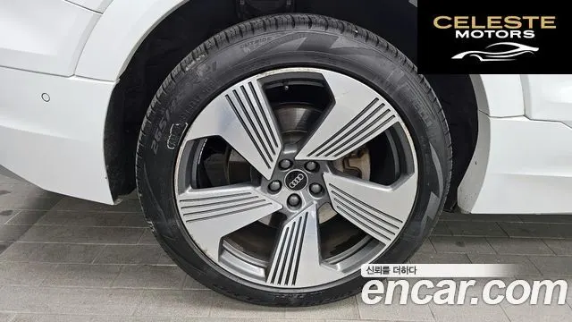 AUDI e-55 Quattro Sportback 2022 — photo 5 sur 20