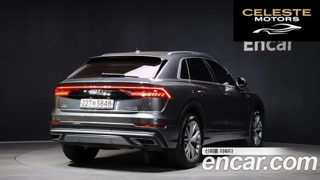 AUDI Q8 (4M) 50 TDI Quattro Premium 2020 — photo 2 sur 20