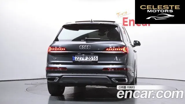 AUDI Q7 (4M) 45 TDI Quattro Premium 2022 — photo 4 sur 20