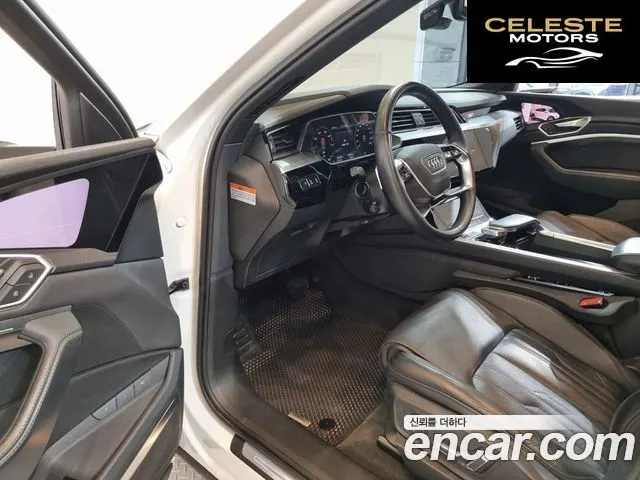 AUDI e-55 Quattro 2023 — photo 10 sur 26