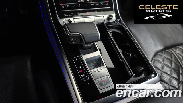 AUDI Q8 (4M) 55 TFSI Quattro Premium 2021 — photo 9 sur 20