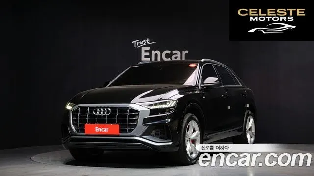 AUDI Q8 (4M) 45 TDI Quattro Premium 2022 — photo 1 sur 20