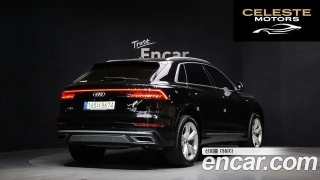AUDI Q8 (4M) 45 TDI Quattro Premium 2022 — photo 2 sur 20