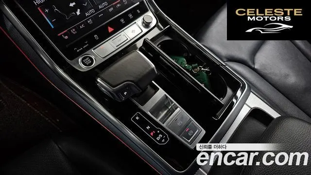 AUDI Q8 (4M) 45 TDI Quattro Premium 2021 — photo 9 sur 20