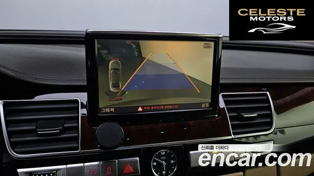 AUDI A8 4.2 FSI Quattro LWB 2012 — photo 15 sur 20