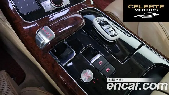 AUDI A8 4.2 FSI Quattro LWB 2012 — photo 9 sur 20