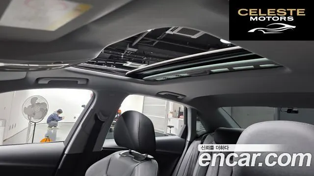 AUDI A4 (B9) 35 TDI Premium 2018 — photo 17 sur 20