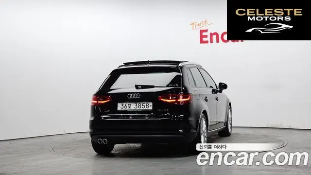 AUDI A3 35 TDI Dynamic Sportback 2015 — photo 4 sur 20
