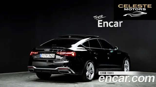AUDI A5 (F5) 40 TFSI Quattro Premium Sportback 2021 — photo 2 sur 26