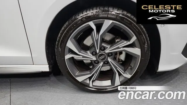 AUDI A3 (8Y) 40 TFSI Premium 2024 — photo 5 sur 20