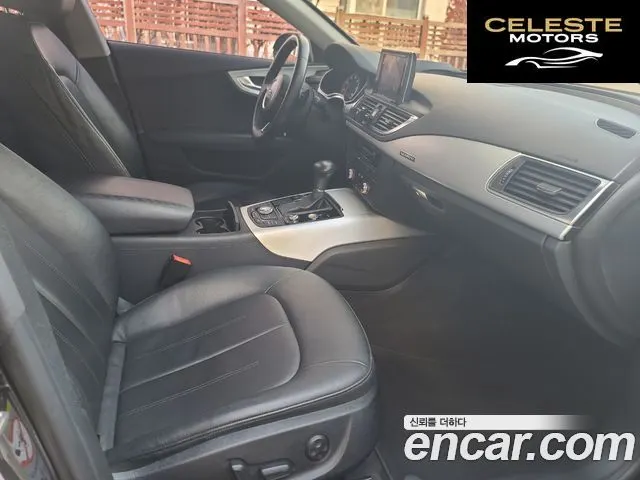 AUDI A7 3.0 TFSI Quattro 2012 — photo 8 sur 26