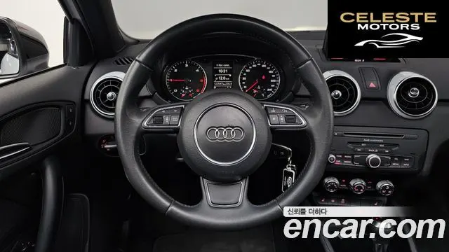AUDI A1 30 TDI 2013 — photo 12 sur 20