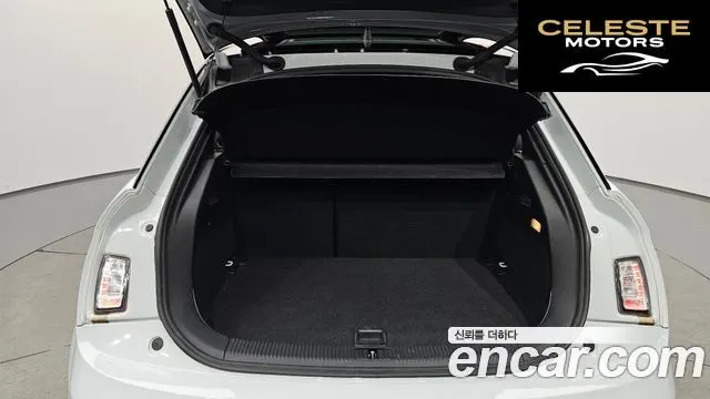 AUDI A1 30 TDI 2013 — photo 19 sur 20