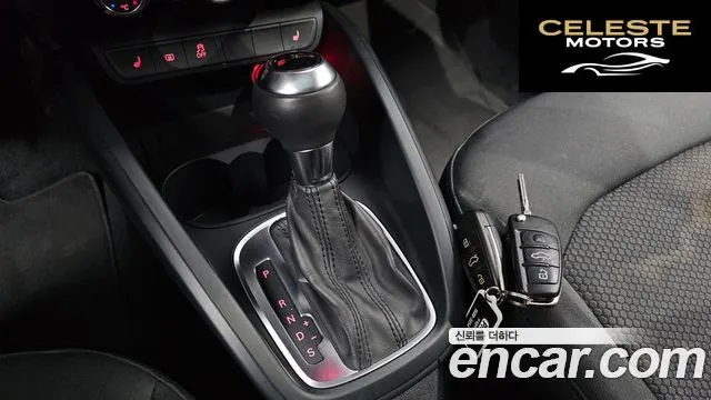 AUDI A1 30 TDI 2013 — photo 8 sur 20