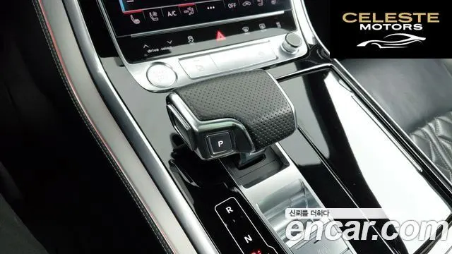 AUDI Q8 (4M) 50 TDI Quattro Premium 2020 — photo 12 sur 26