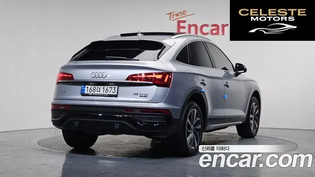 AUDI Q5 (FY) 45 TFSI Quattro Sportback 2022 — photo 2 sur 20