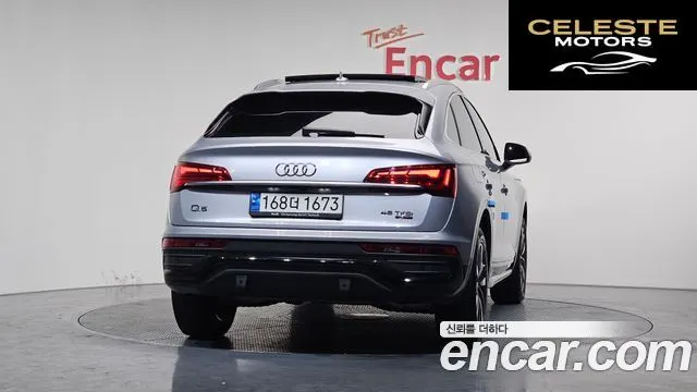 AUDI Q5 (FY) 45 TFSI Quattro Sportback 2022 — photo 4 sur 20