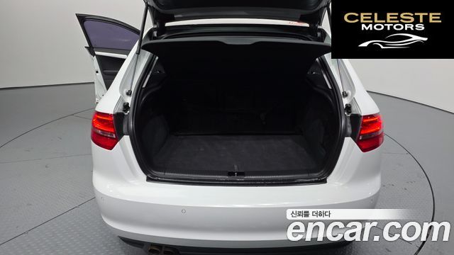 AUDI A3 2.0 TFSI Dynamic 2012 — photo 20 sur 26