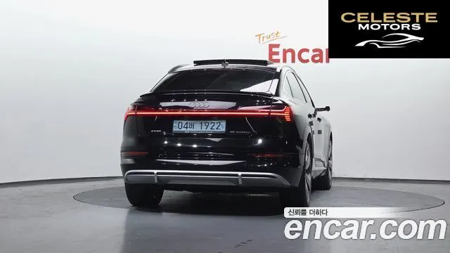 AUDI e-55 Quattro Sportback 2021 — photo 4 sur 26