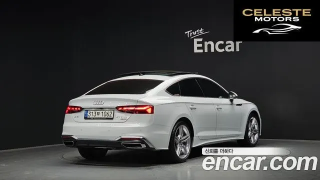 AUDI A5 (F5) 40 TFSI Quattro Premium Sportback 2021 — photo 2 sur 20