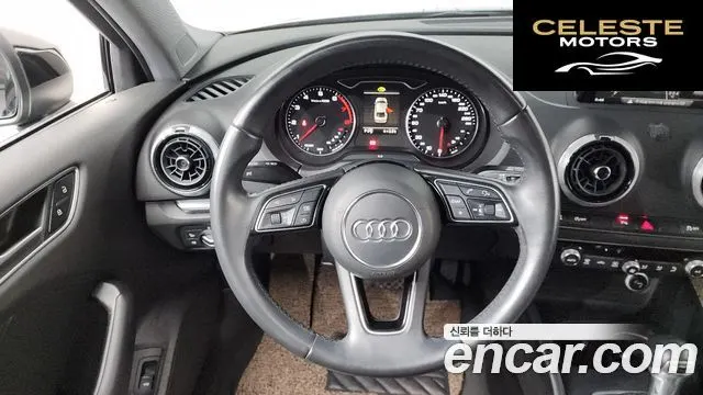 AUDI A3 40 TFSI 2018 — photo 13 sur 20