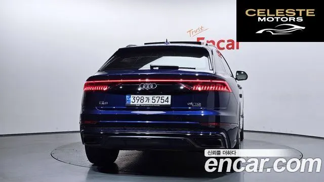 AUDI Q8 (4M) 50 TDI Quattro Premium 2021 — photo 4 sur 20