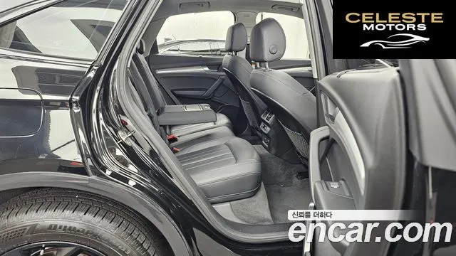 AUDI Q5 (FY) 40 TDI Quattro Sportback 2021 — photo 12 sur 20