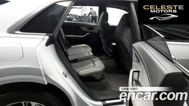 AUDI Q8 (4M) 50 TDI Quattro Premium 2021 — photo 12 sur 20