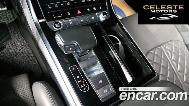 AUDI Q8 (4M) 50 TDI Quattro Premium 2021 — photo 9 sur 20