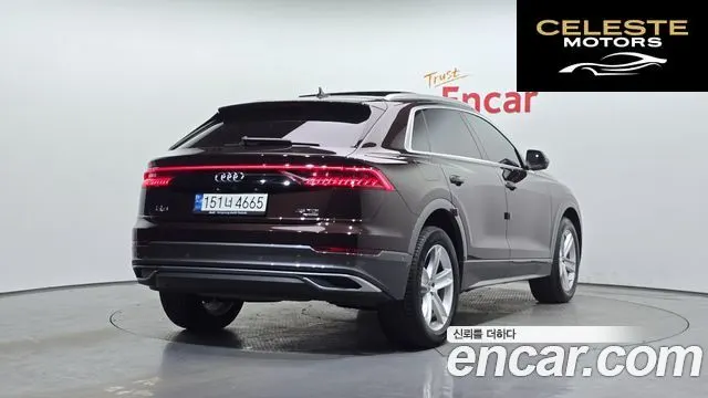 AUDI Q8 (4M) 45 TDI Quattro 2022 — photo 2 sur 20