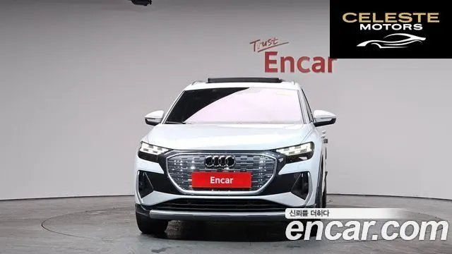 AUDI Q4 e-(F4) 40 Premium 2023 — photo 2 sur 20