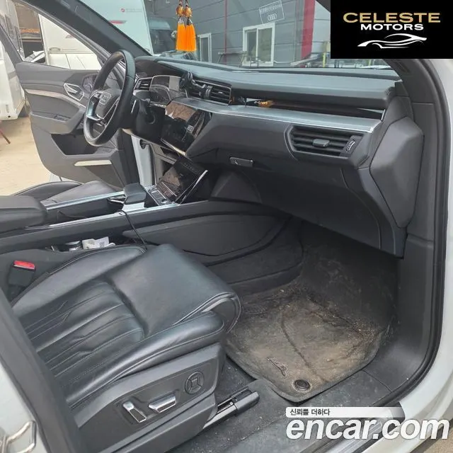 AUDI e-55 Quattro 2020 — photo 11 sur 25