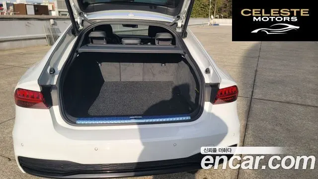 AUDI A7 (4K) 55 TFSI Quattro Premium 2022 — photo 7 sur 26