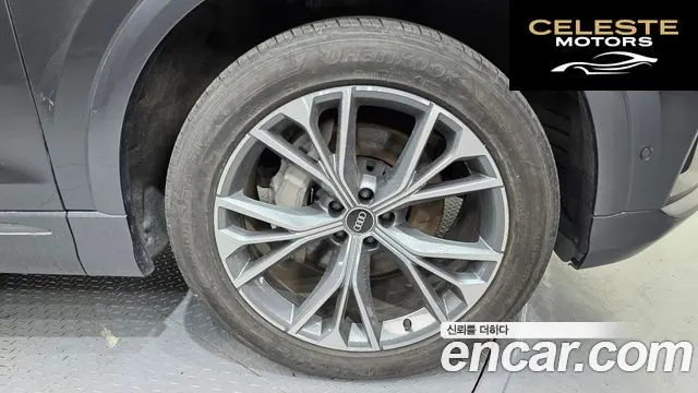 AUDI Q8 (4M) 50 TDI Quattro Premium 2021 — photo 5 sur 20